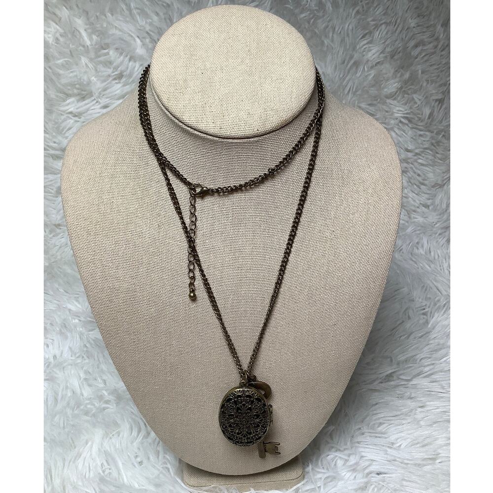 Bronze Ornate Filigree Locket Key Pendant Necklace Vintage Steampunk F11-21